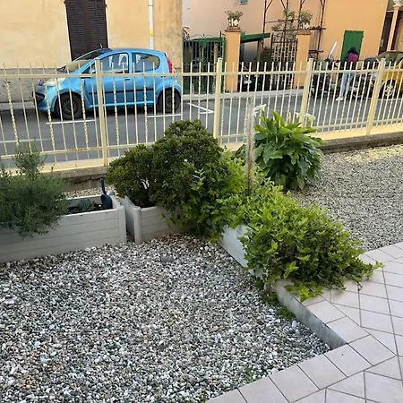 5 Min From Sea, With Garden And Private Parking Apartamento Taggia