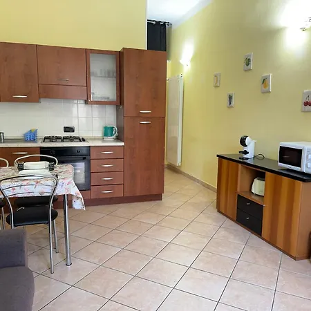 Apartamento 5 Min From Sea, With Garden And Private Parking Taggia
