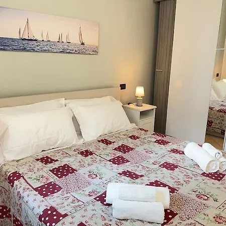 Appartement 5 Min From Sea, With Garden And Private Parking Taggia